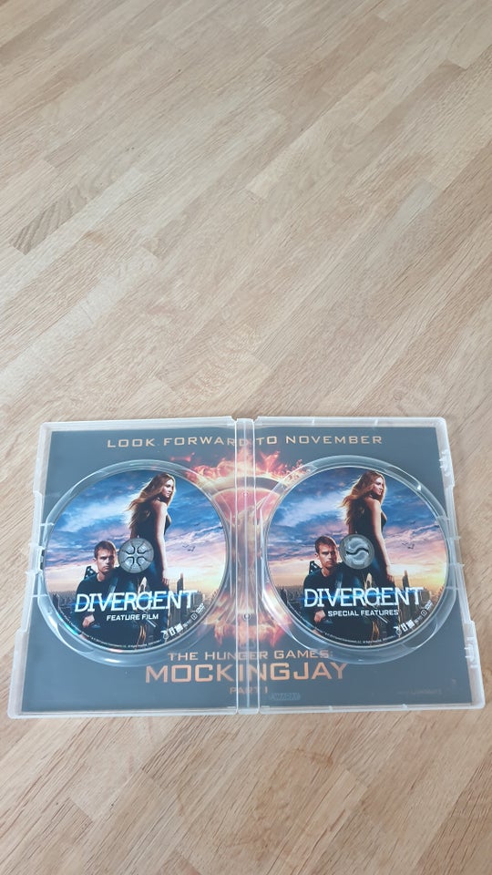 DIVERGENT (2-Disc Special