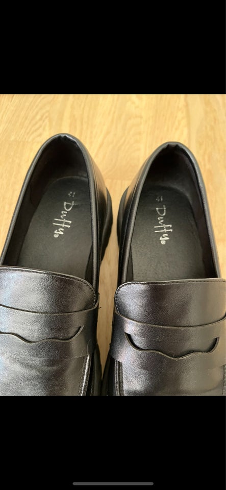 Loafers, str. 41, Sort