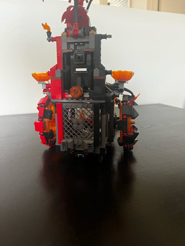 Lego Nexo Knights, Størstedelen af