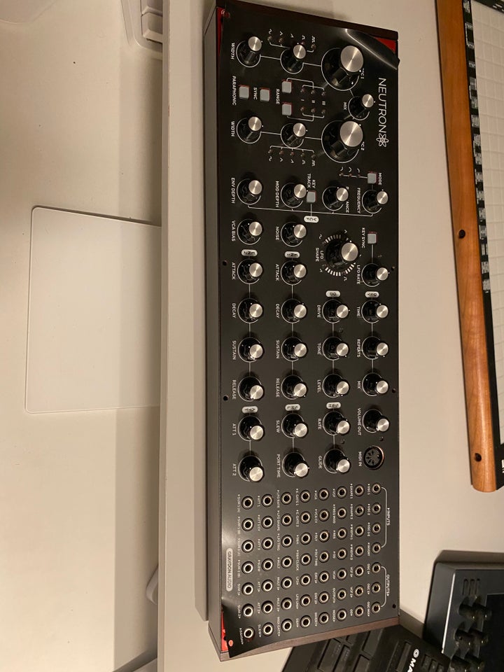 Lydmodul, Behringer Neutron