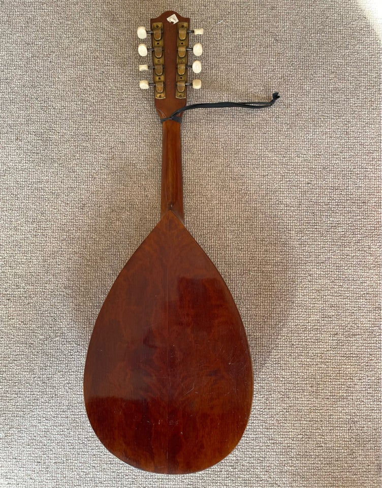 Mandolin fra 1928 , Levin