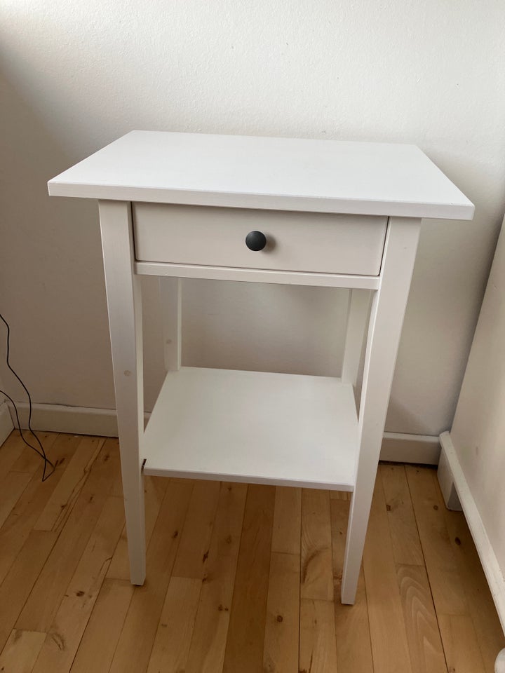 Sengebord, Ikea Hemnes