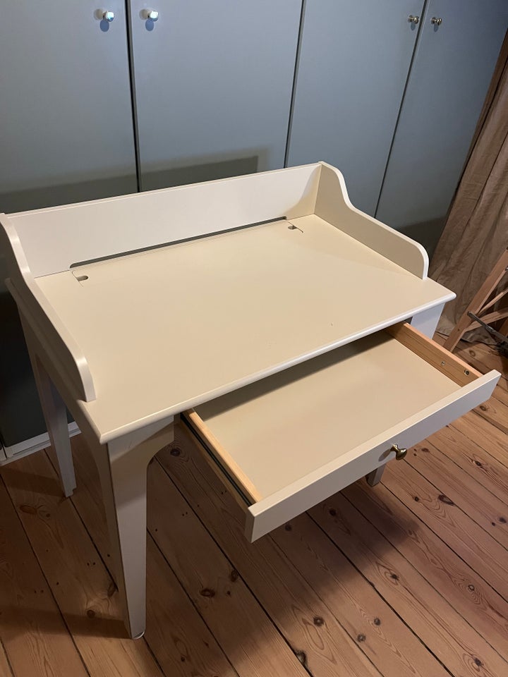 Skrivebord, IKEA, b: 90 d: 54 h: 75