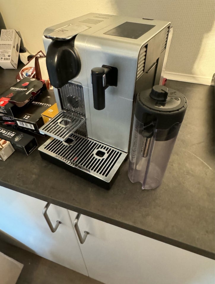 Nespresso Delonghi