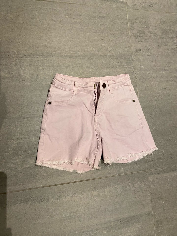 Shorts, Shorts, POMPdeLUX