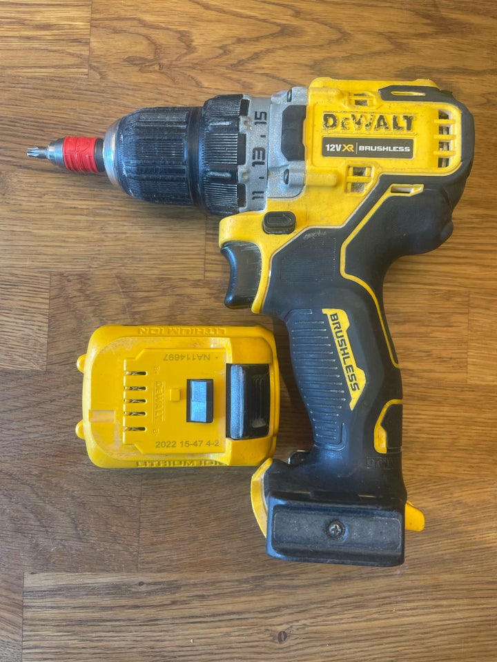 Skruemaskine, DeWalt