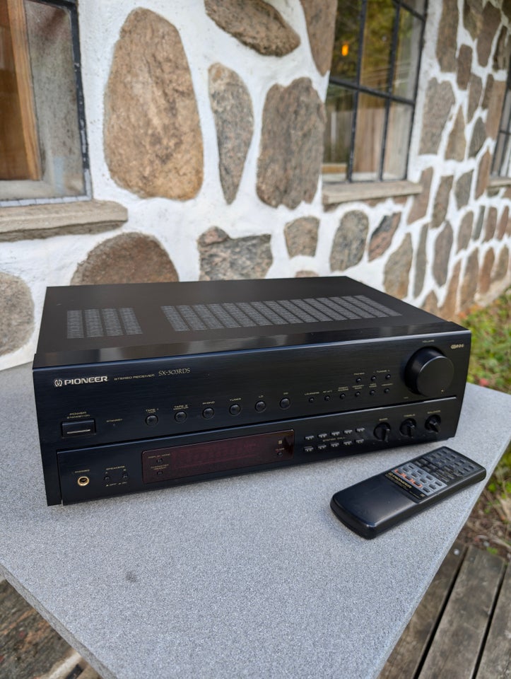 Forstærker Pioneer SX-303RDS