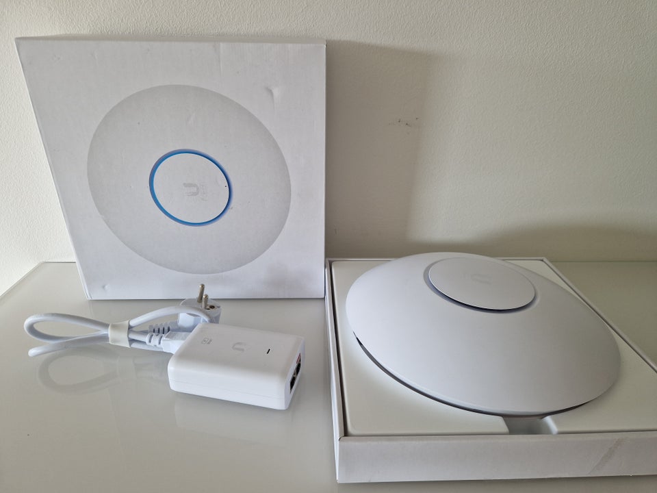 Access point Ubiquiti U6-LR