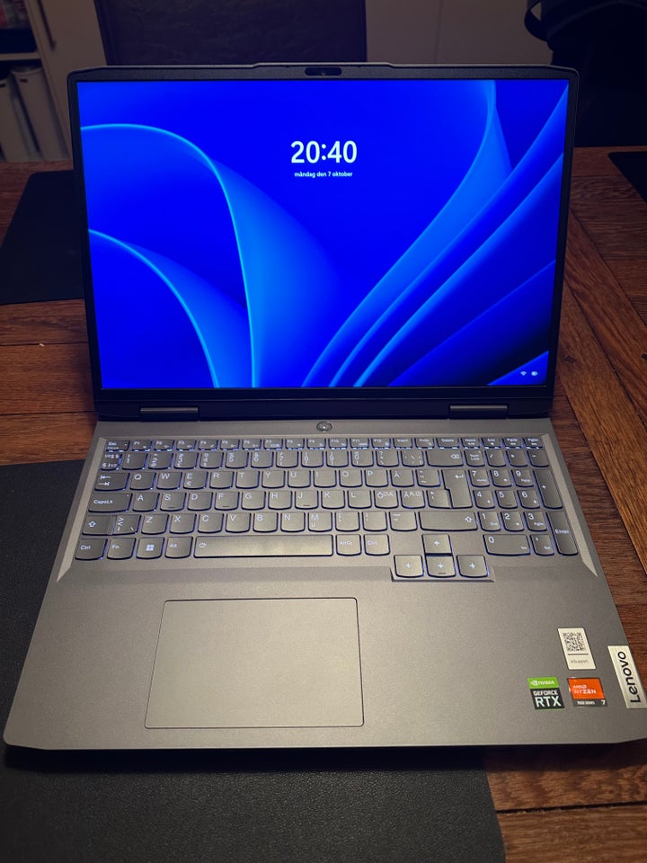 Lenovo LoQ, 2,6 GHz, 32 GB ram