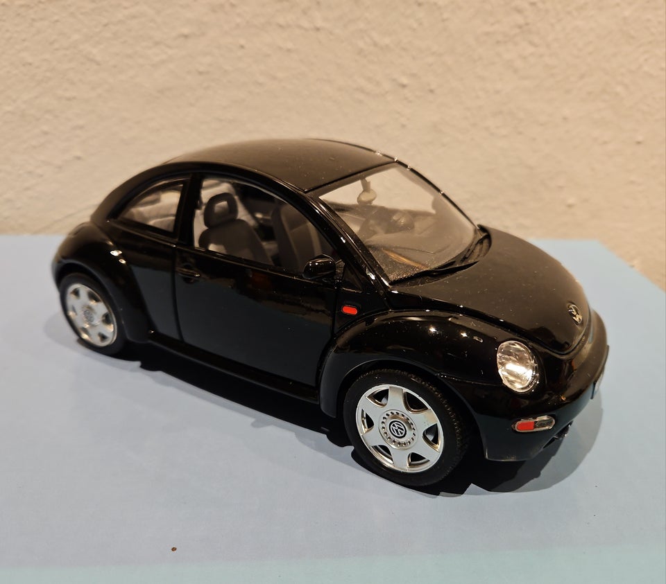 Modelbil, Burago VW New Beetle