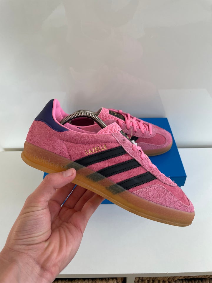 Sneakers, str. 40, Adidas