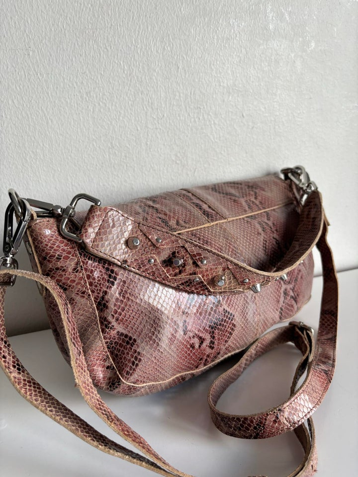 Crossbody Adax læder