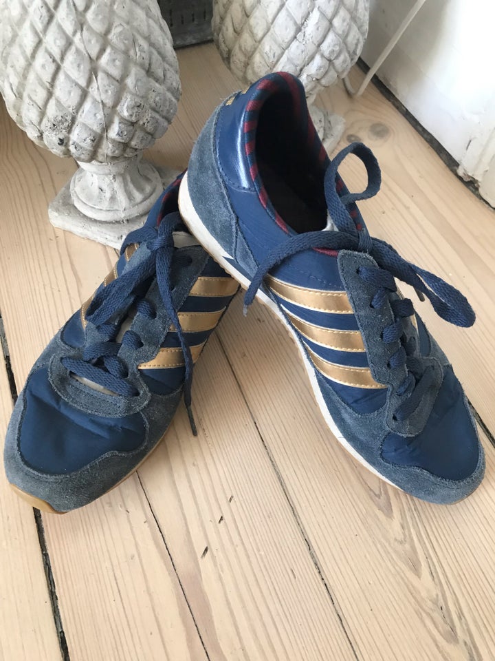 Sneakers, str. 38,5, Adidas