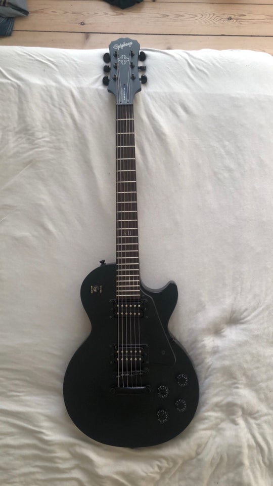 Elguitar, Epiphone Les Paul Gothic