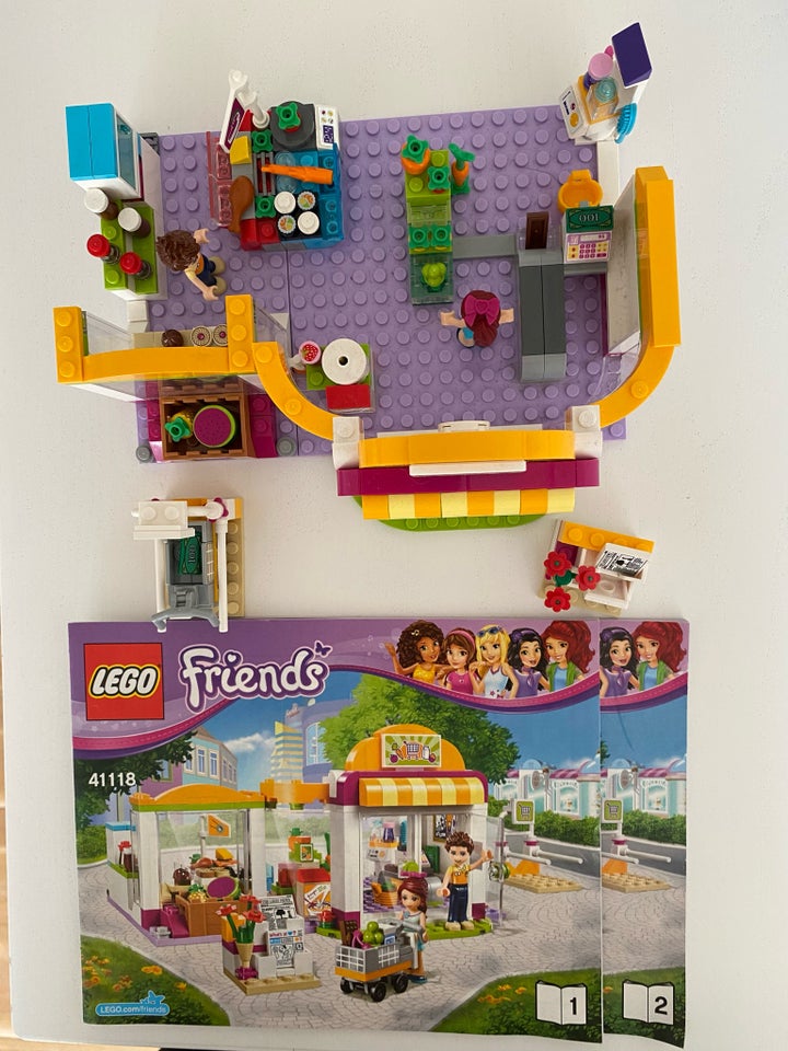 Lego Friends, 11 forskellige sæt