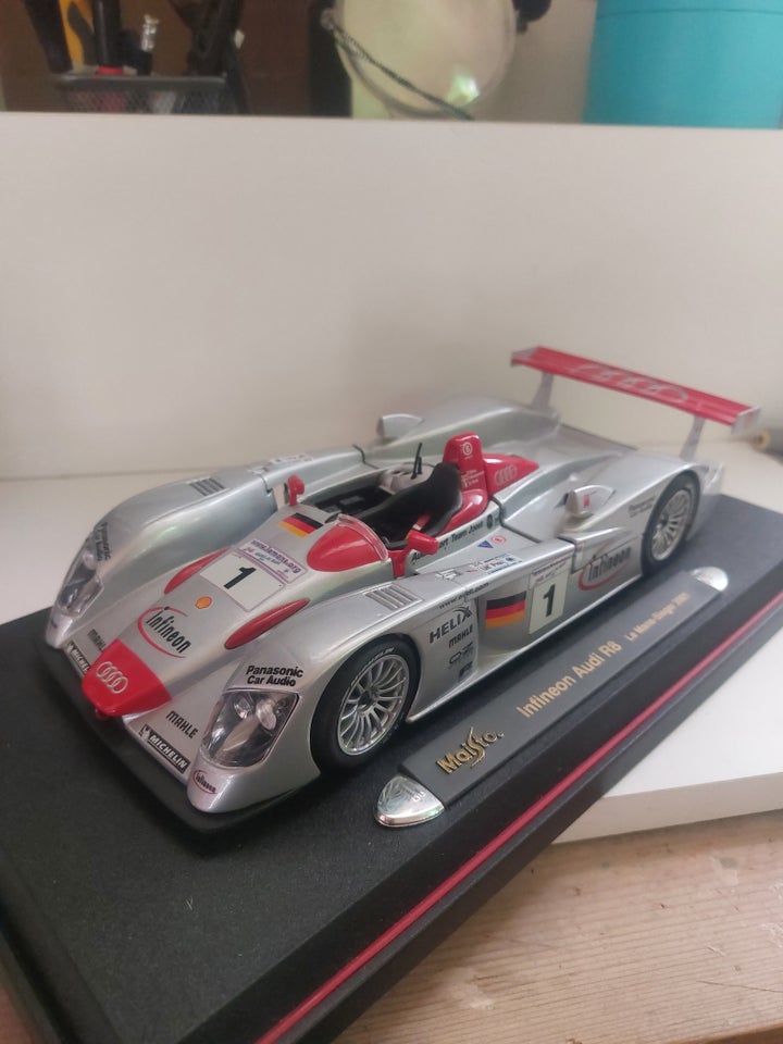 Modelbil, Maistro Audi r8 tom