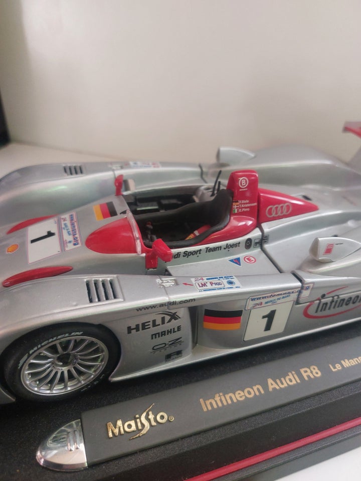 Modelbil, Maistro Audi r8 tom