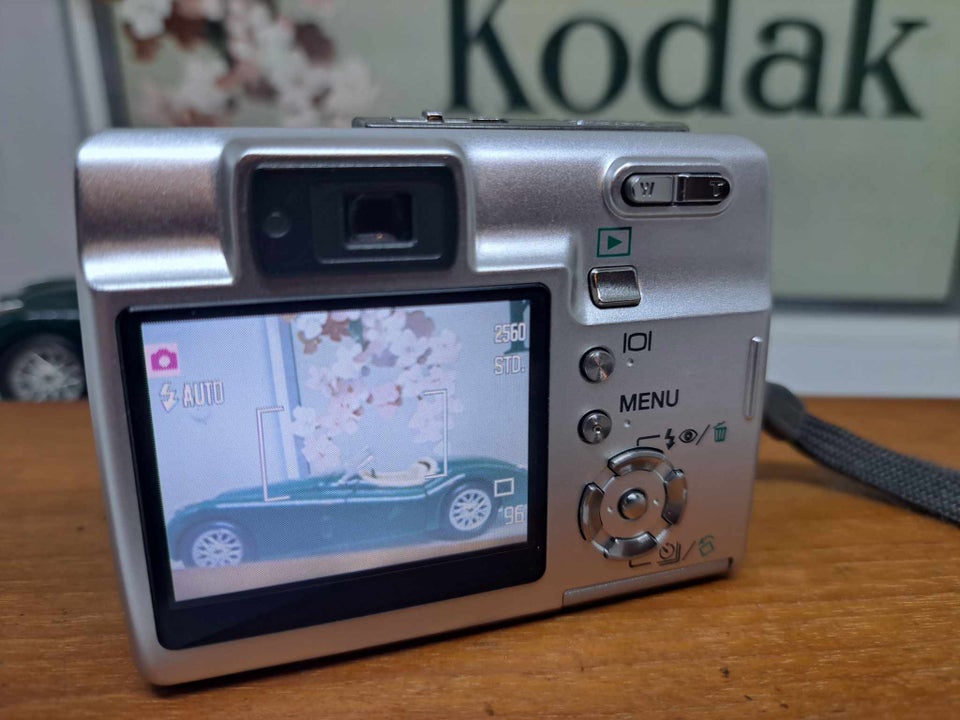 Konica Dimage X 50 50 megapixels