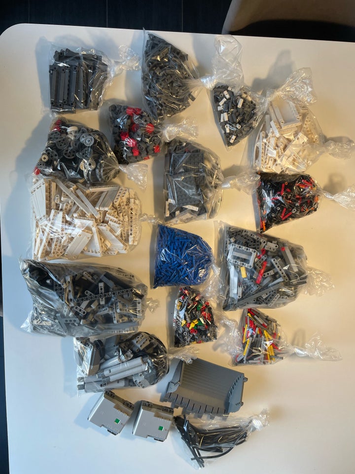 Lego Technic, 42100