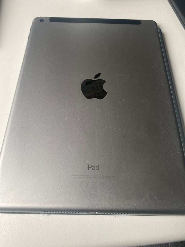 iPad 6 128 GB sort