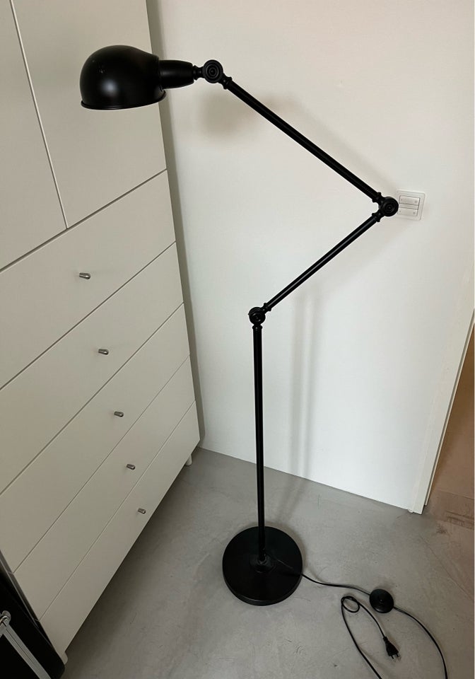 Standerlampe Bauhaus inspireret