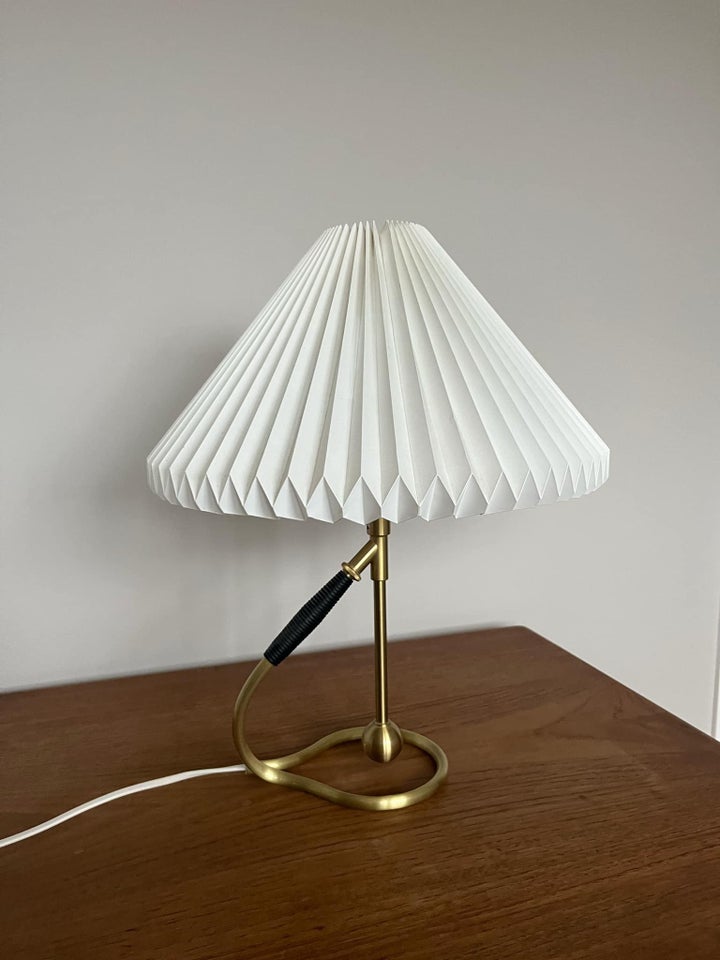 Le Klint, 306, bordlampe