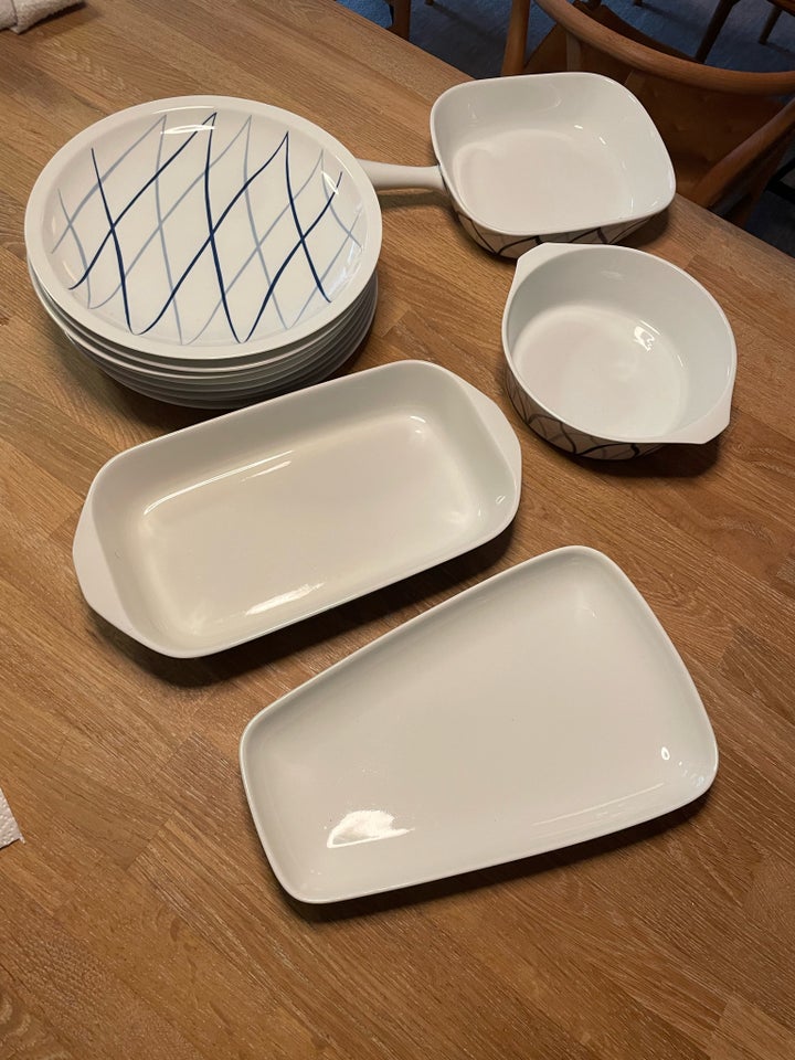 Porcelæn, tallerkner og fade ,