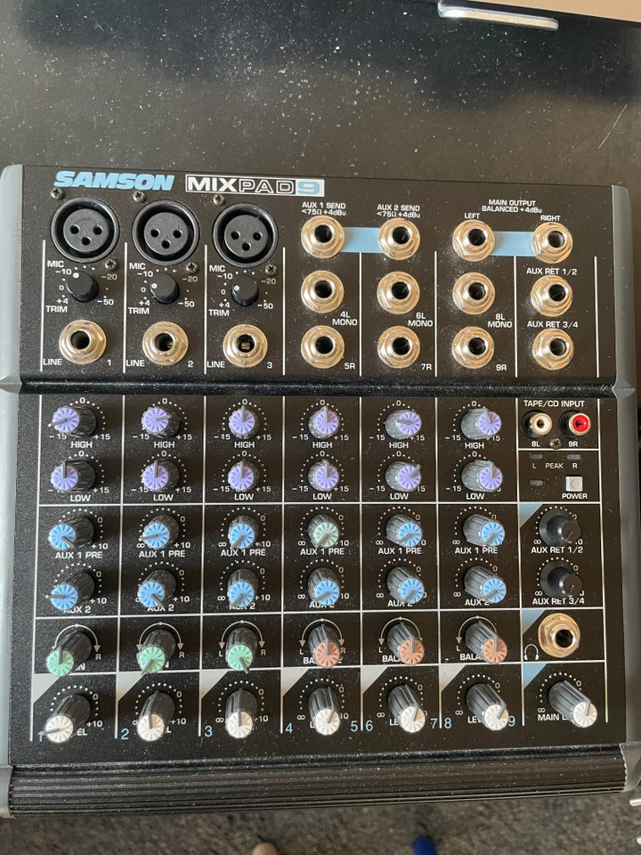 Mixer, Samson Mixpad9