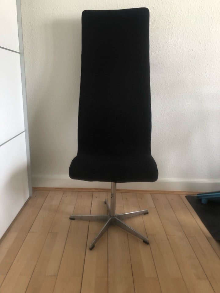 Arne Jacobsen Oxford Office chair