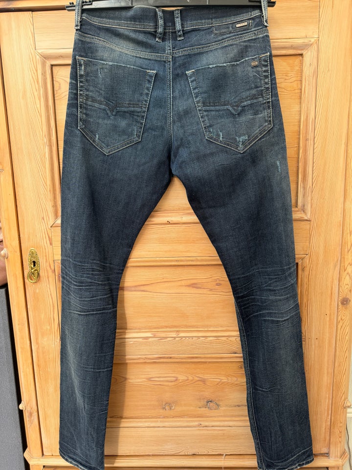 Jeans, Diesel, str. 30