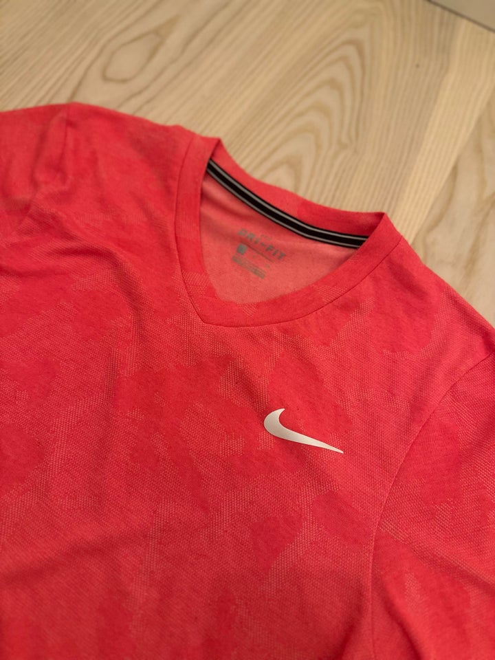 T-shirt, Nike, str. 36