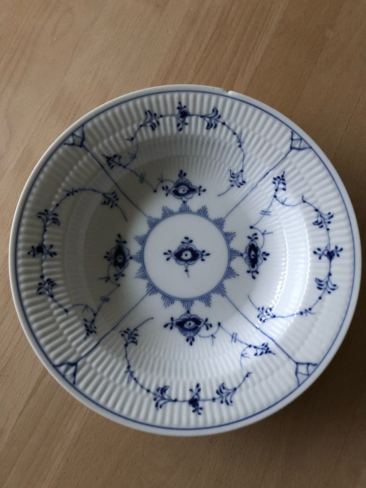 Porcelæn, Dyb tallerken, Kgl.