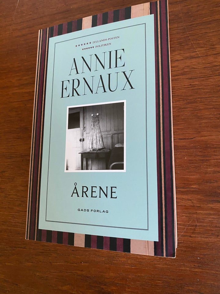 Årene, Annie Ernaux, genre: roman