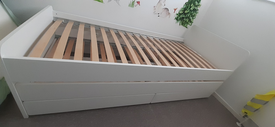 Sengeramme, Ikea Släkt, b: 90 l: 200