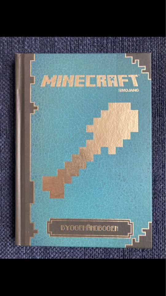 Minecraft byggehåndbogen, Mojang