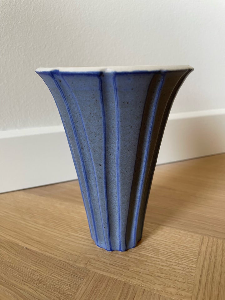 Vase, Keramiker