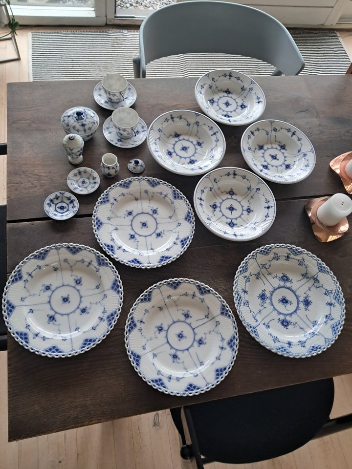 Porcelæn, Musselmalet , Royal