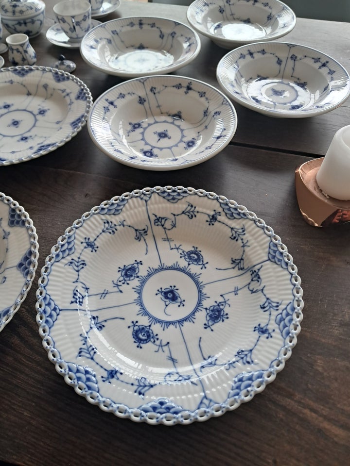 Porcelæn, Musselmalet , Royal