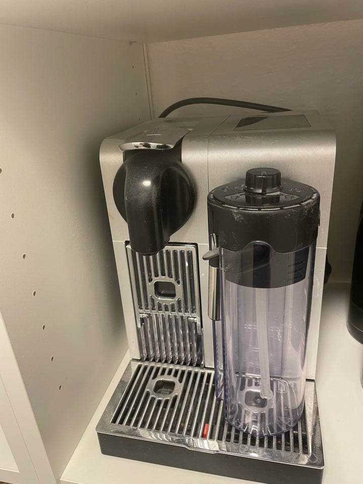 Kaffemaskine  Nespresso Delonghi