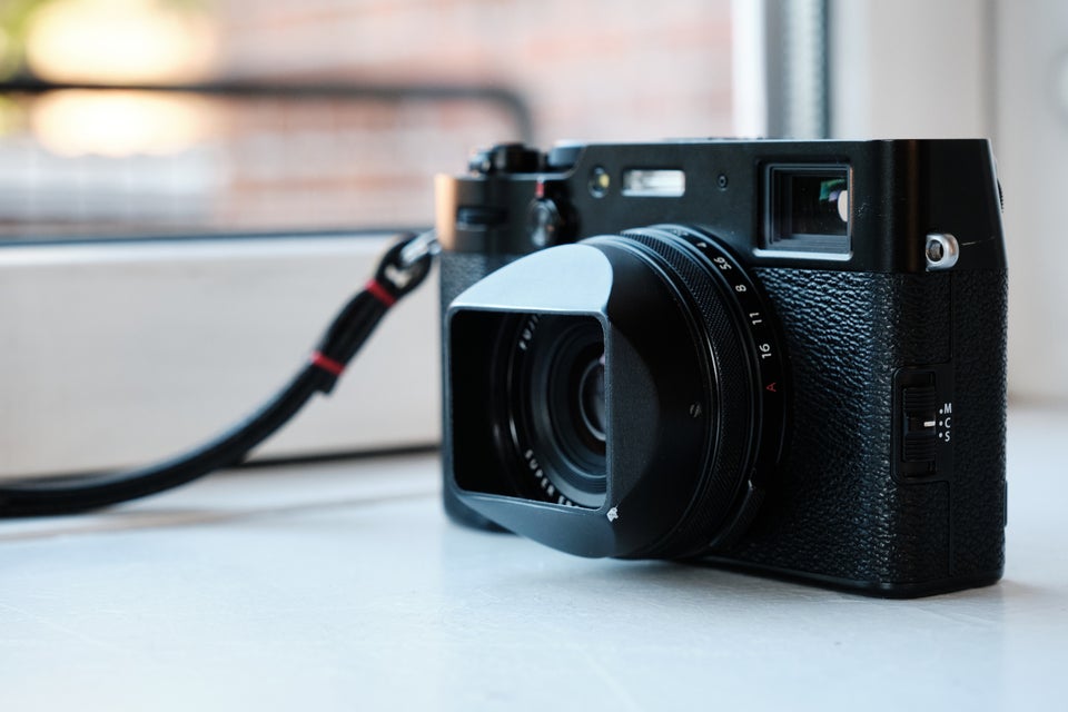 Fuji X100V sort