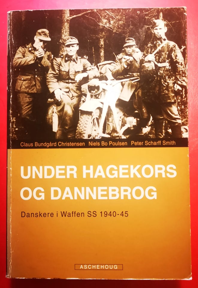 Under HAGEKORS og DANNEBROG,