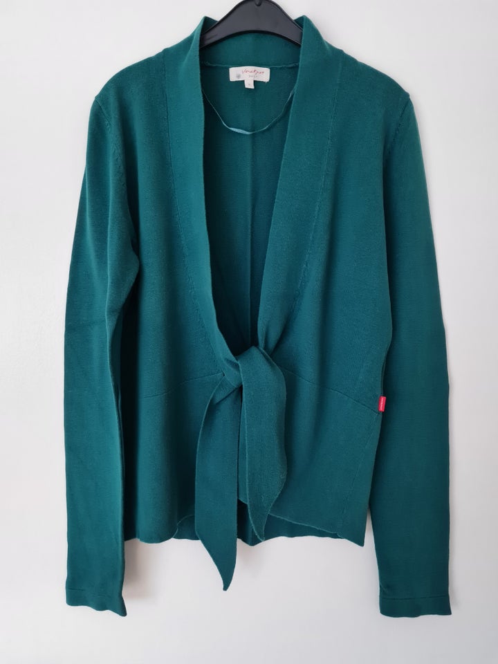 Cardigan, Jackpot, str. 36