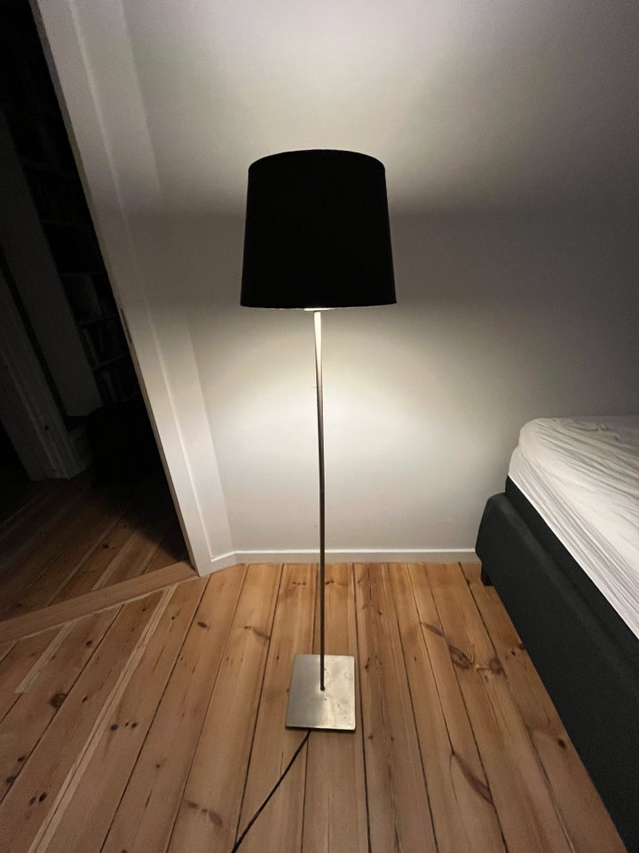 Standerlampe