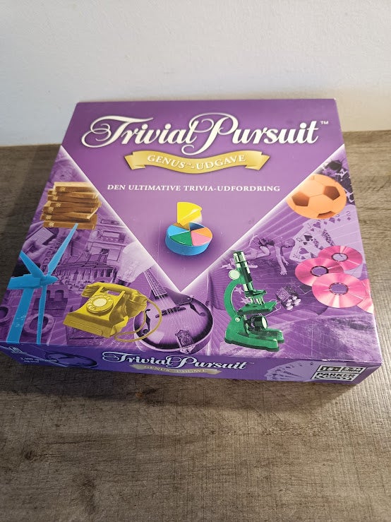 Trivial pursuit, Trivial pursuit,