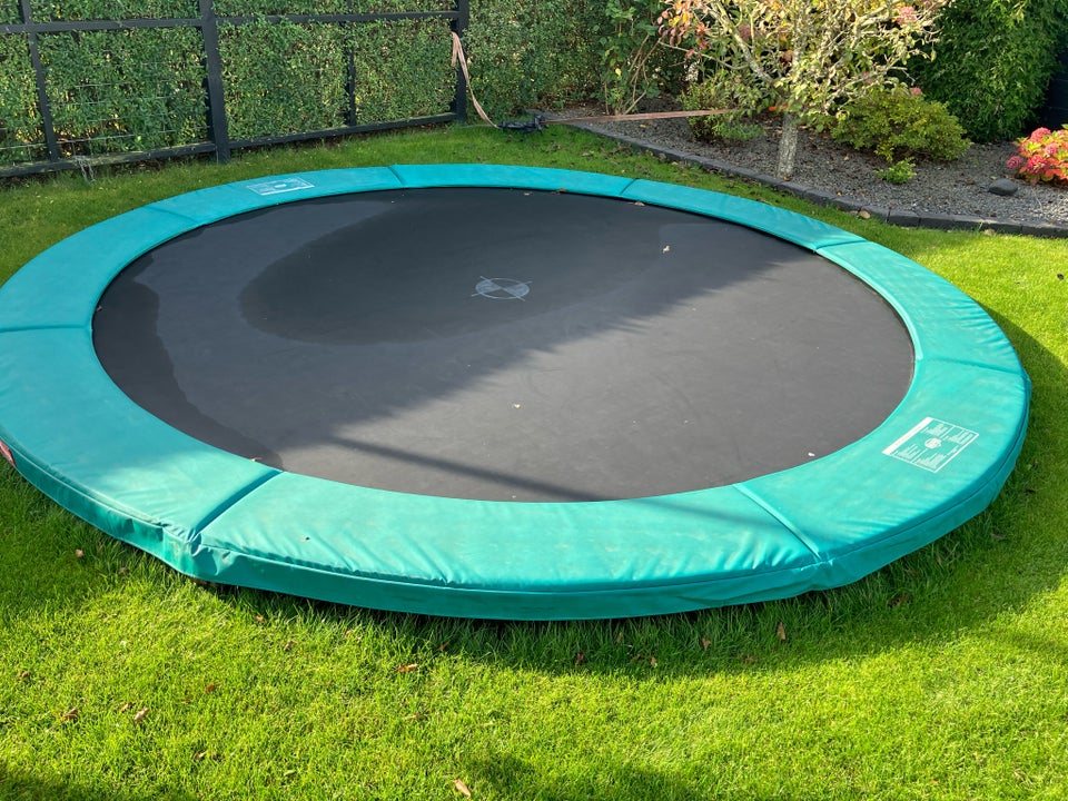 Trampolin