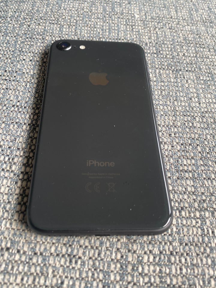 iPhone 8 64 GB sort