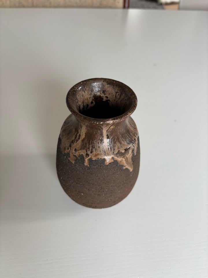 Lehmann vase, Lehmann