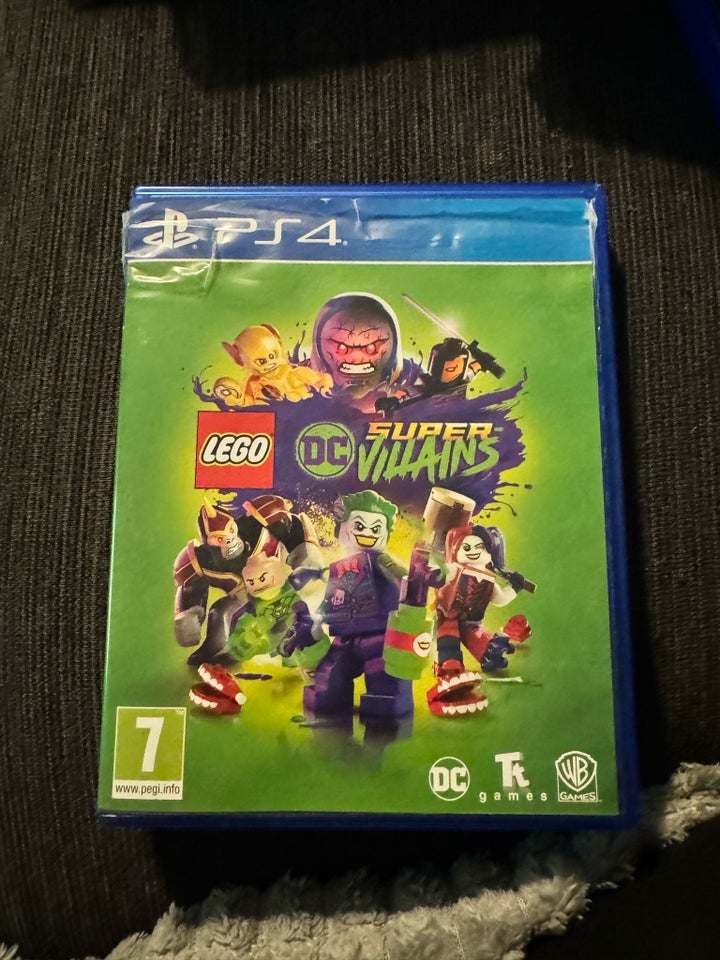 Lego dc super villans PS4