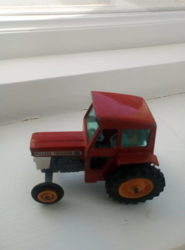 Biler RETRO TRAKTOR MASSEY