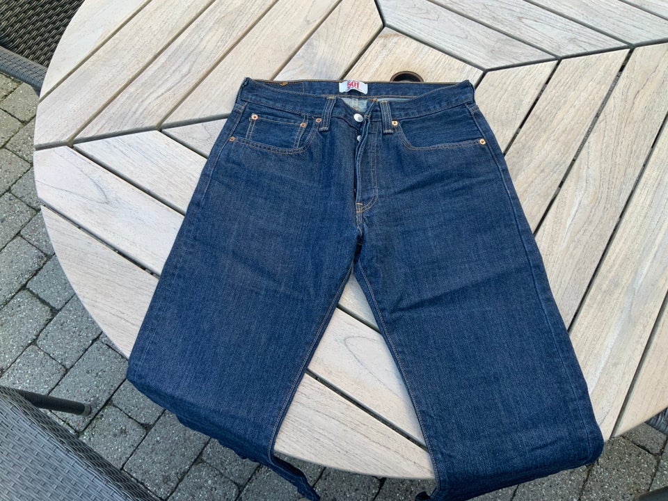 Jeans, Levis 501, str. 31